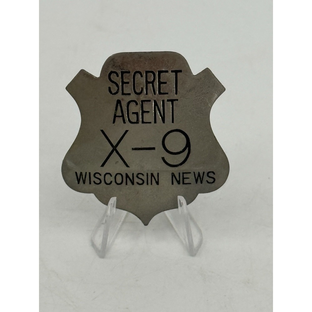 Alex Raymond's "Secret Agent X-9 Wisconsin News" Badge Pinback Vintage 1930S HTF - Picture 2 of 4